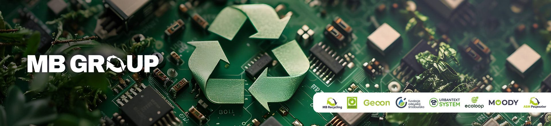 płytka pcb ze znakiem cylkularności ochrona środowiska